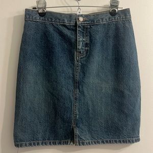 2/$20 GAP Dark Wash Denim Mini Skirt